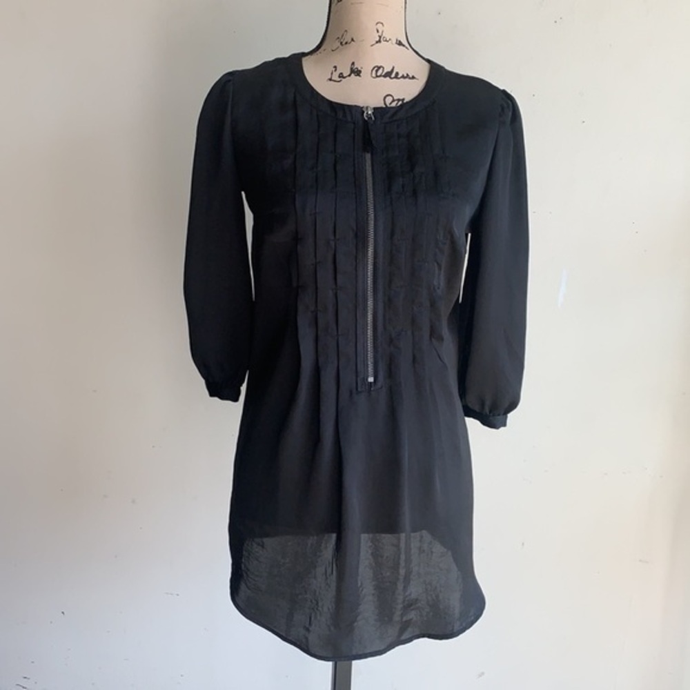 New York & Company Pleated Black Tunic Size XS